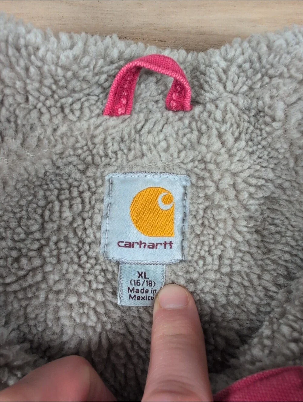 Vintage Carhartt Women’s WV001 624 Sherpa Lined Crabapple Pink Vest Size XL